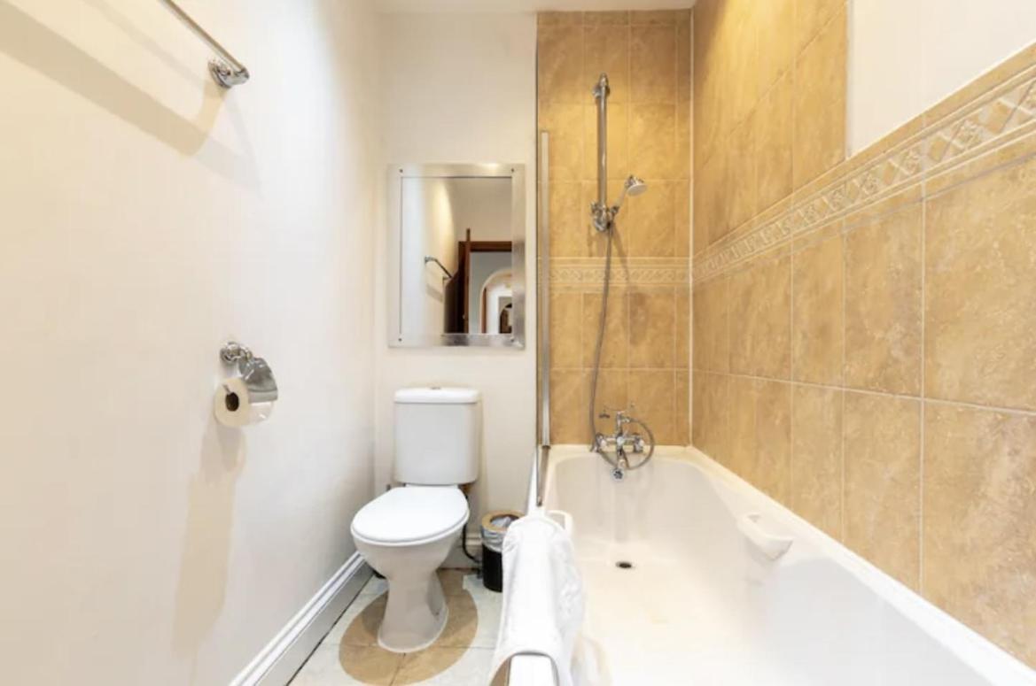 Metropolitan - 2 Bed, Private Parking Apartment, Great Commercial Home From Home Stay! Саутгемптон Экстерьер фото